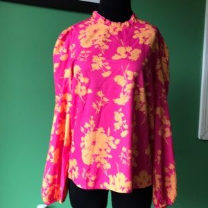 ❤️❤️NWOT Shein Floral Long Sleeved Top❤️❤️